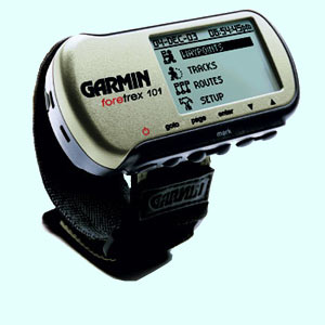 Спортивный GPS навигатор  Garmin Foretrex 101