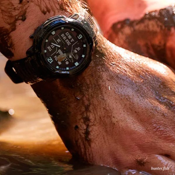 Garmin Instinct Crossover Solar - Tactical Edition Black (45mm) 